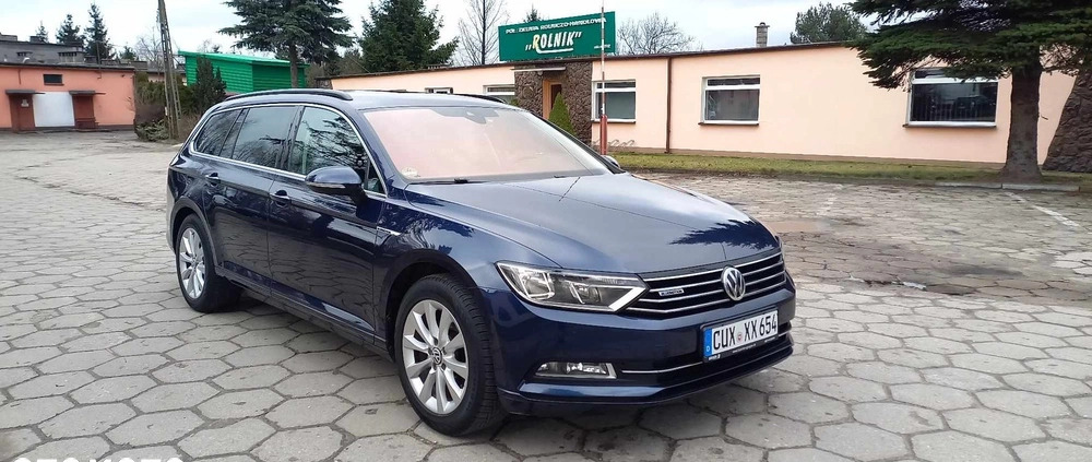 Volkswagen Passat cena 57800 przebieg: 232000, rok produkcji 2017 z Lubawa małe 596
